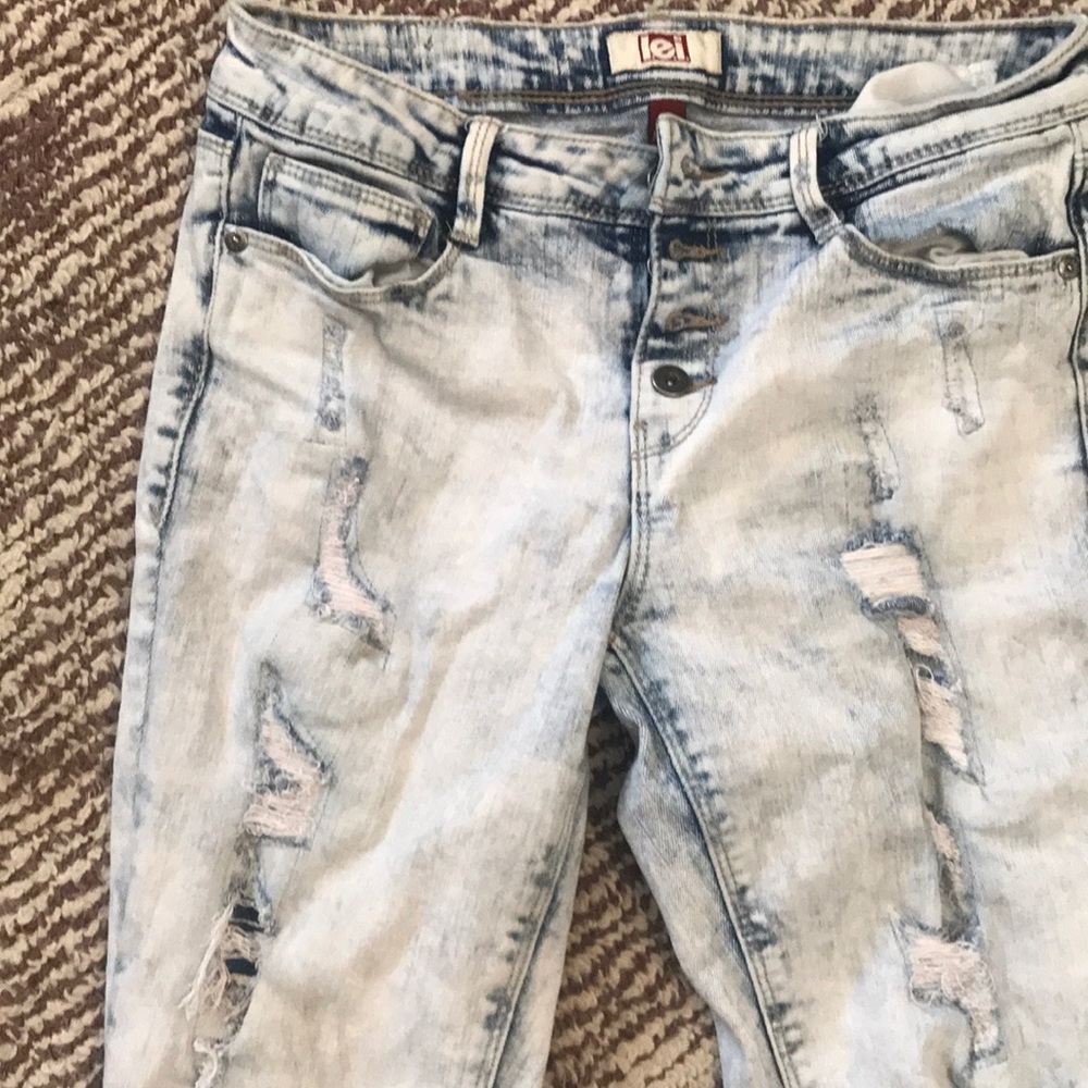 Ripped jeans